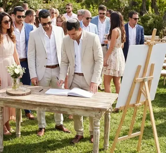 A seating board at a garden event